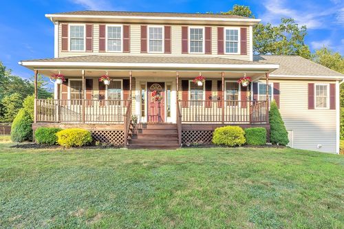 14 Patriot Ln, Rutland, MA, 01543-1141 | Card Image