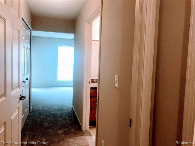 28476 Carlton Way Dr, Condo with 2 bedrooms, 2 bathrooms and null parking in Novi MI | Image 11