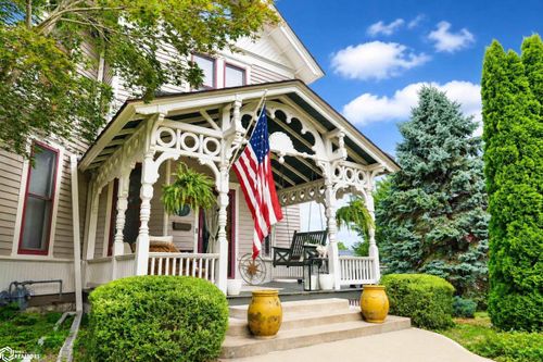 119 S S Adams St, Burlington, IA, 52601-2904 | Card Image