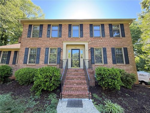 185 Heatherton Way, Winston Salem, NC, 27104-4445 | Card Image