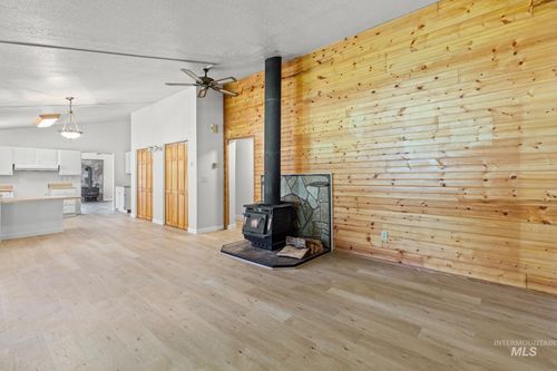18 Hida Way, Lowman, ID, 83637-7078 | Card Image