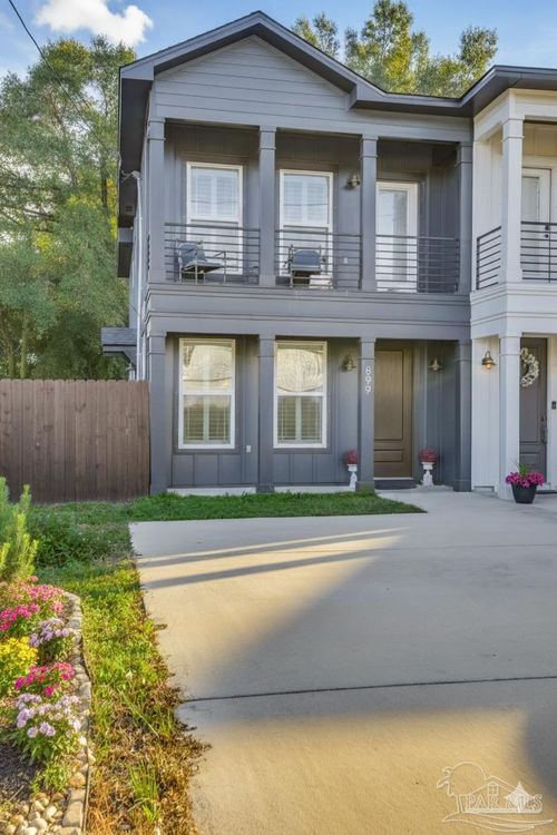 899 E Hatton St, Pensacola, FL, 32503-3929 | Card Image