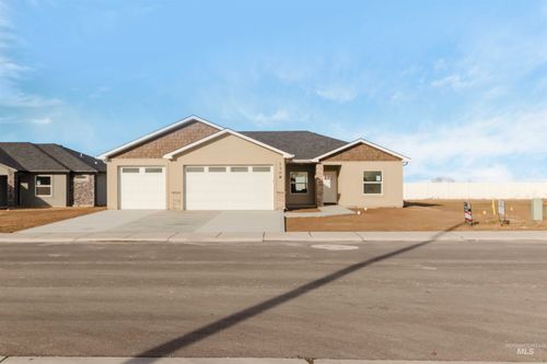 1308 20th Ave E, Jerome, ID, 83338-5228 | Card Image