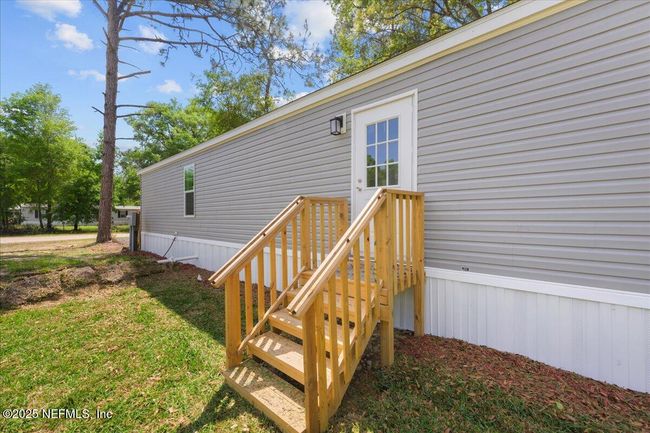 121 Possum Walk Rd, House other with 2 bedrooms, 2 bathrooms and null parking in SATSUMA FL | Image 5