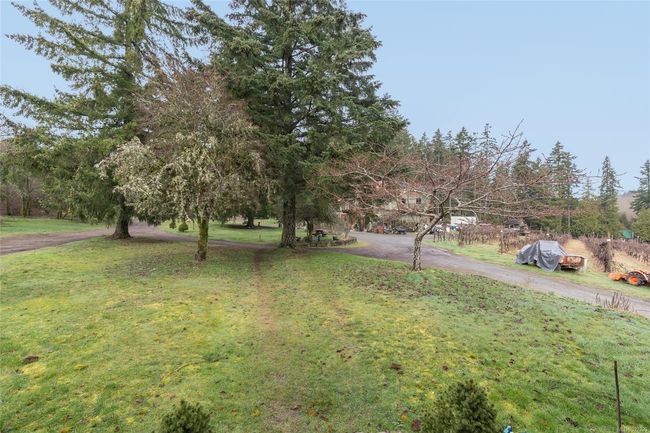 2300 East Wellington Rd, House other with 4 bedrooms, 5 bathrooms and 30 parking in Nanaimo BC | Image 45