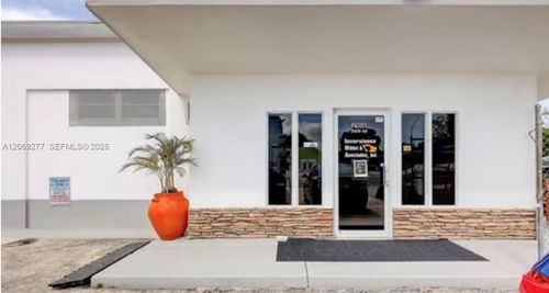 2108 Orange Ave, Fort Pierce, FL, 34950-3783 | Card Image