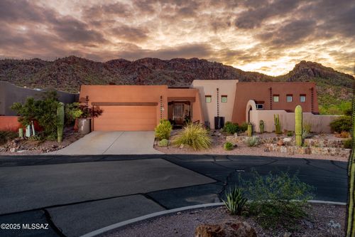 2201 S Lone Star Pl, Tucson, AZ, 85713-6732 | Card Image
