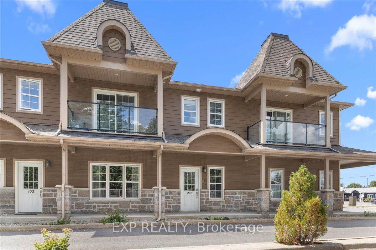 Residential in Russell