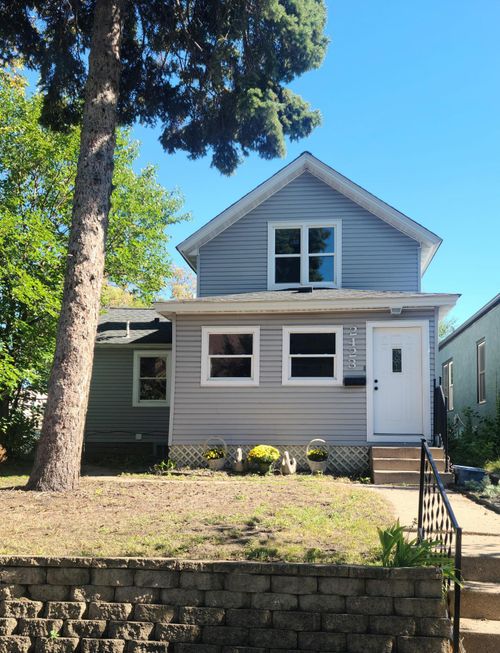 2423 Quincy St Ne, Minneapolis, MN, 55418-3623 | Card Image