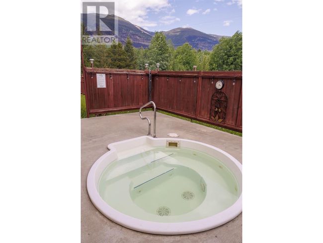 895 Airport Rd, Home with 0 bedrooms, 0 bathrooms and null parking in Mcbride BC | Image 30