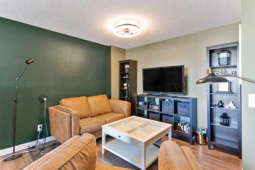 205-4944 Dalton Dr Nw, Calgary, AB, T3A2E6 | Card Image