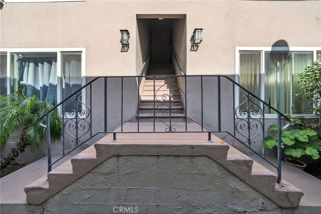 Residential Income in Los Angeles 3