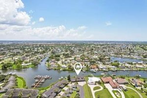 662 Yardarm Dr, APOLLO BEACH, FL, 33572-2449 | Card Image