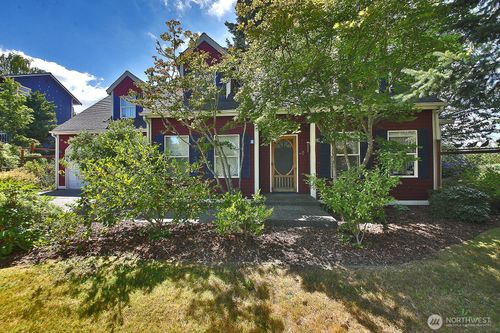 730 Gleason Ln, Langley, WA, 98260-8614 | Card Image