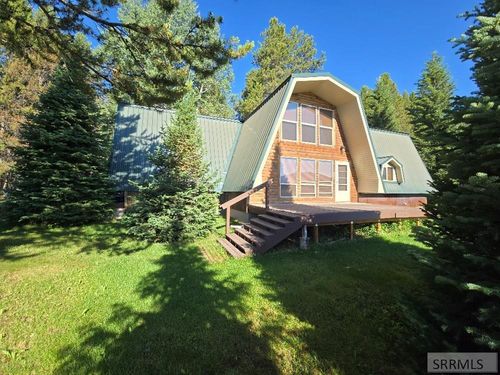 4014 Elk St, Island Park, ID, 83429-5157 | Card Image
