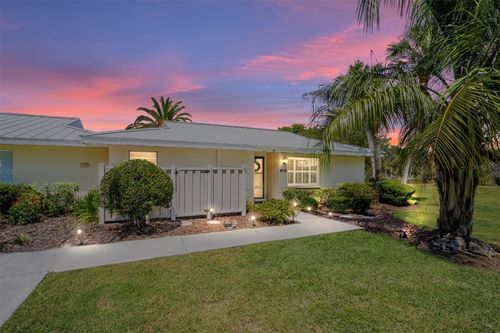 11364 W Bayshore Dr, CRYSTAL RIVER, FL, 34429-9233 | Card Image