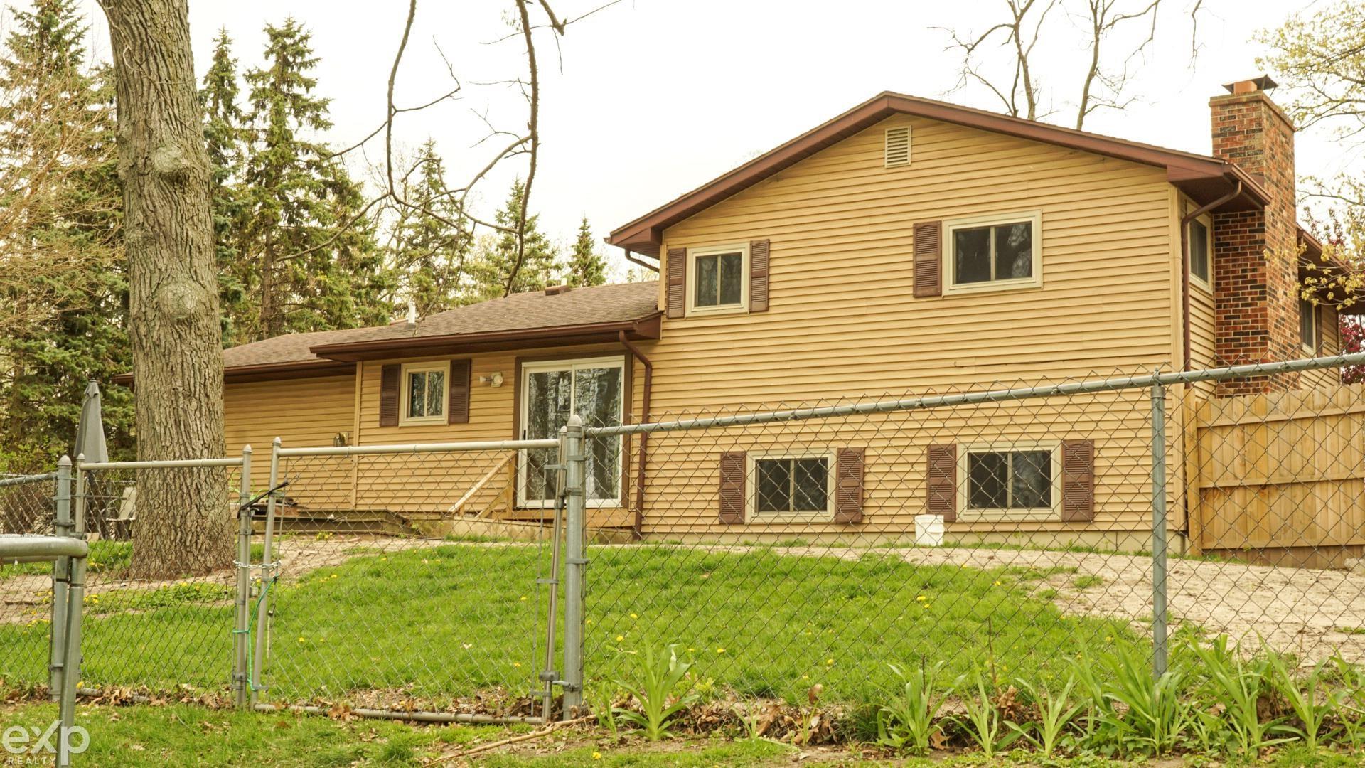 Residential in Essexville 4