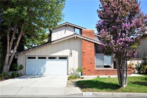 432 San Vincente Cir, Newbury Park, CA, 91320 | Card Image