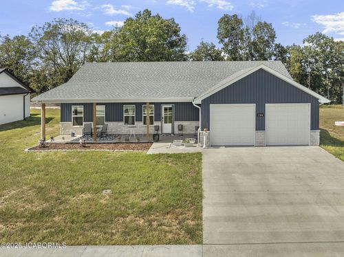 766 Vine Dr, Holts Summit, MO, 65043-4401 | Card Image