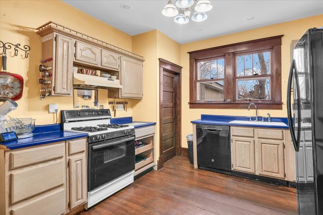 230 N Main St, House other with 3 bedrooms, 2 bathrooms and 3 parking in Cisco IL | Image 15
