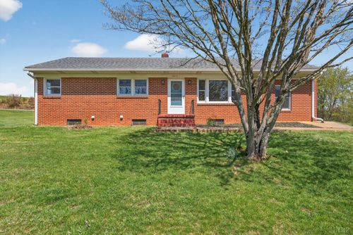 2412 Lynch Mill Rd, Altavista, VA, 24517-1147 | Card Image