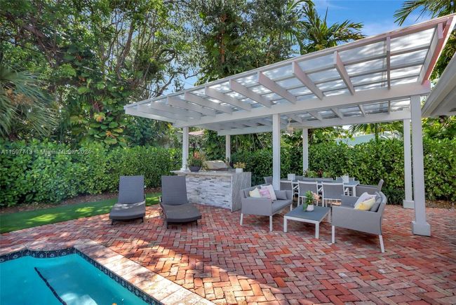 0 - 6640 Tarrega St, House other with 3 bedrooms, 3 bathrooms and null parking in Coral Gables FL | Image 5