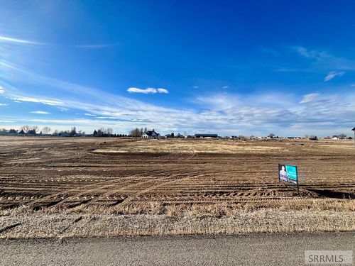 2561 Silverleaf Ln, Rexburg, ID, 83440-3099 | Card Image