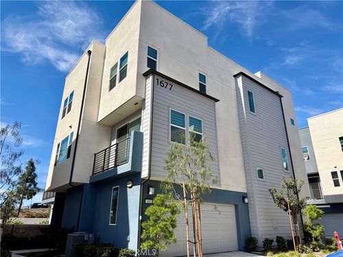 103-1677 W Lincoln Ave, Anaheim, CA, 92801-5549 | Card Image