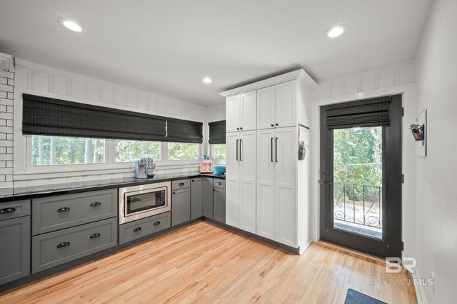 Kitchen | Image 9