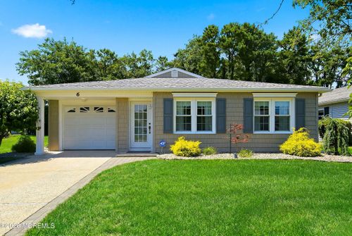 6 Floral Dr, Brick, NJ, 08723-7846 | Card Image