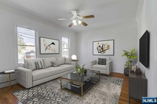 24 Green Ct, Lodi, NJ, 07644-2410 | Card Image