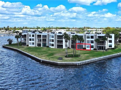 13102-1950 Sw Palm City Rd, Stuart, FL, 34994-4397 | Card Image