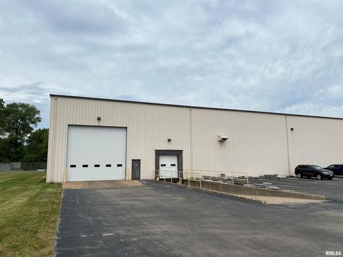 1040 11th St W, Milan, IL, 61264-2243 | Card Image