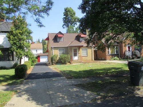 3703 Bainbridge Rd, Cleveland Heights, OH, 44118-2243 | Card Image