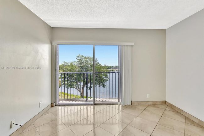APT-401 - 8720 N Sherman Cir, Condo with 2 bedrooms, 2 bathrooms and null parking in Miramar FL | Image 14