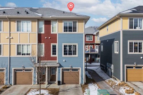 316 Marquis Lane Se, Calgary, AB, T3M2G8 | Card Image