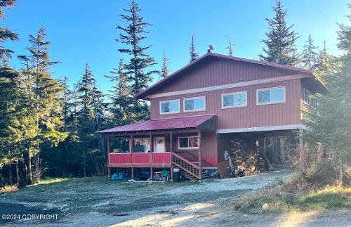 306 Hemlock Court, Haines, AK, 99827 | Card Image