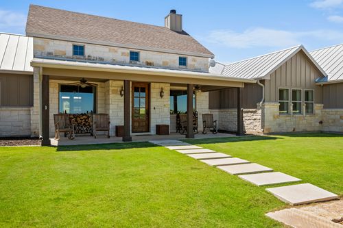 283 Soaring Eagles Drive, Fredericksburg, TX, 78624 | Card Image