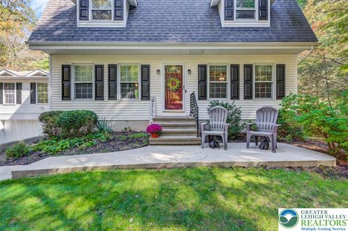 205 Winding Way, Saylorsburg, PA, 18353-8597 | Card Image