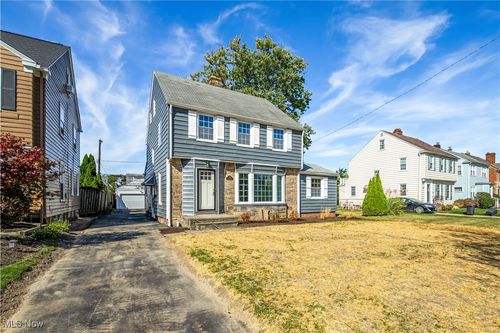 3716 Rolliston Rd, Shaker Heights, OH, 44120-5138 | Card Image