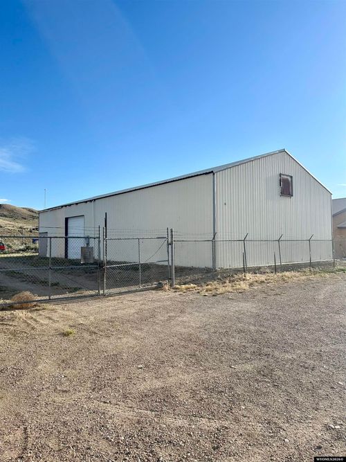 18 Us Highway 30/189, Diamondville, WY, 83116-5065 | Card Image