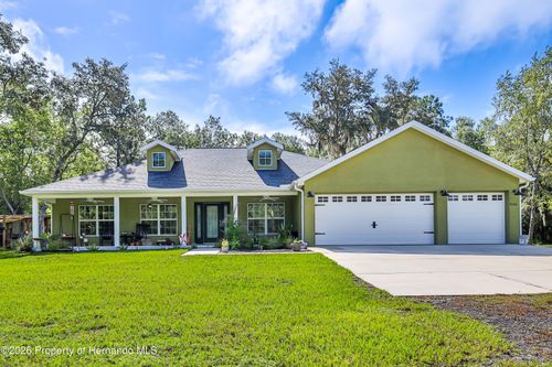 9230 Sikes Cow Pen Rd, Brooksville, FL, 34601-5435 | Card Image