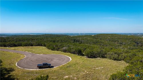 12 Mystic Rdg N, Kerrville, TX, 78028 | Card Image