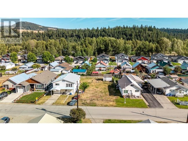 502 Auburn Cres, Home with 0 bedrooms, 0 bathrooms and null parking in Princeton BC | Image 4