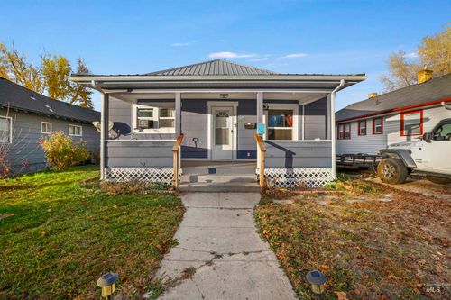 320 W Avenue E, Jerome, ID, 83338 | Card Image