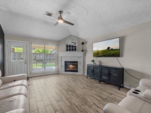 21102 Stoney Haven Dr, Katy, TX, 77449-6583 | Card Image