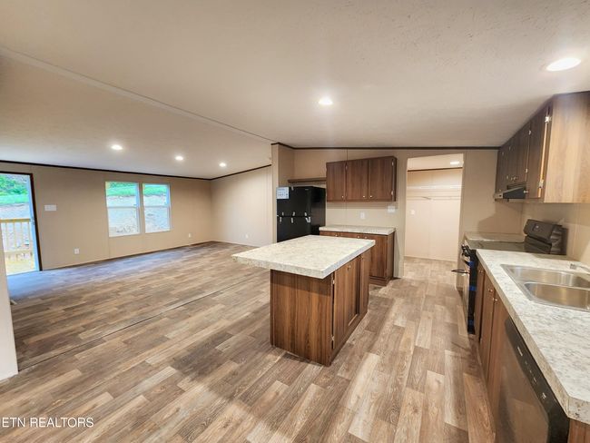 110 Cumberland Overlook Ln, House other with 4 bedrooms, 2 bathrooms and null parking in Jacksboro TN | Image 5