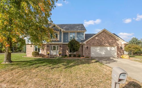 9758 Nicole Ln, Brownsburg, IN, 46112-8409 | Card Image