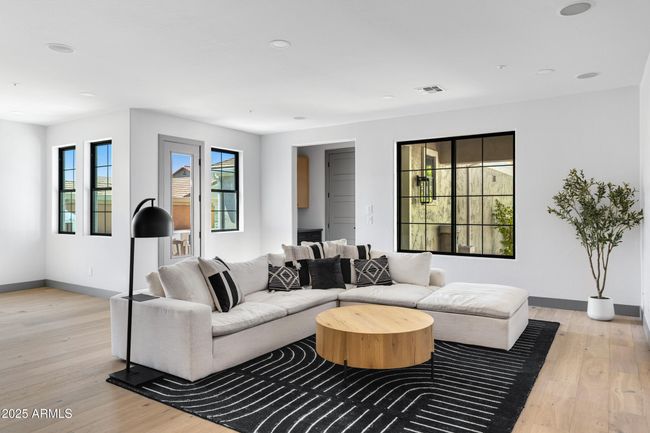 3102 E Agritopia Loop N, House other with 5 bedrooms, 5 bathrooms and null parking in Gilbert AZ | Image 11