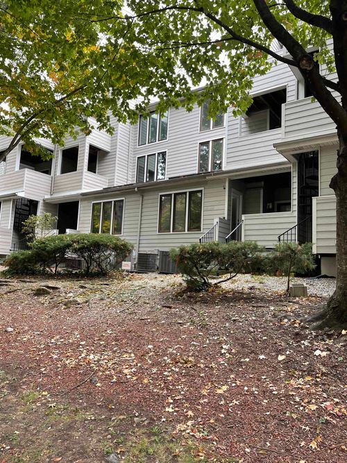 mainsail-lane-726 Mainsail Lane, Secaucus, NJ, 07094 | Card Image